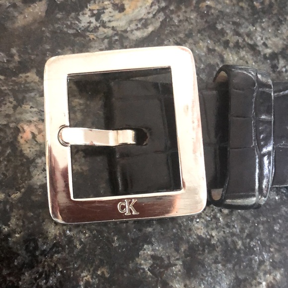 Calvin Klein Italian alligator calfskin belt. - Picture 7 of 7